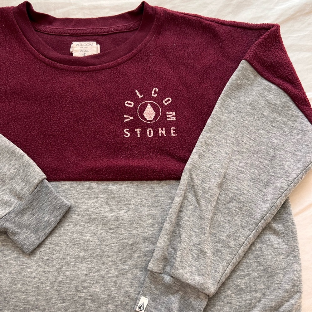 Volcom stone cropped crew neck sweater